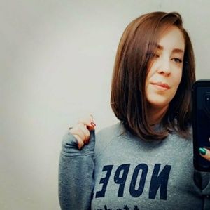 Meet your Posher, Danielle